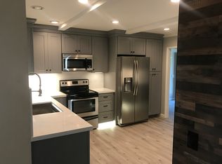 1661 Dewayne Ave, Camarillo, CA 93010