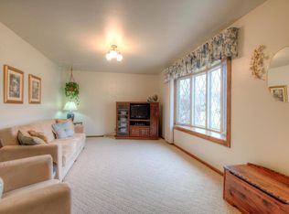 8935 33rd Ave, Kenosha, WI 53142