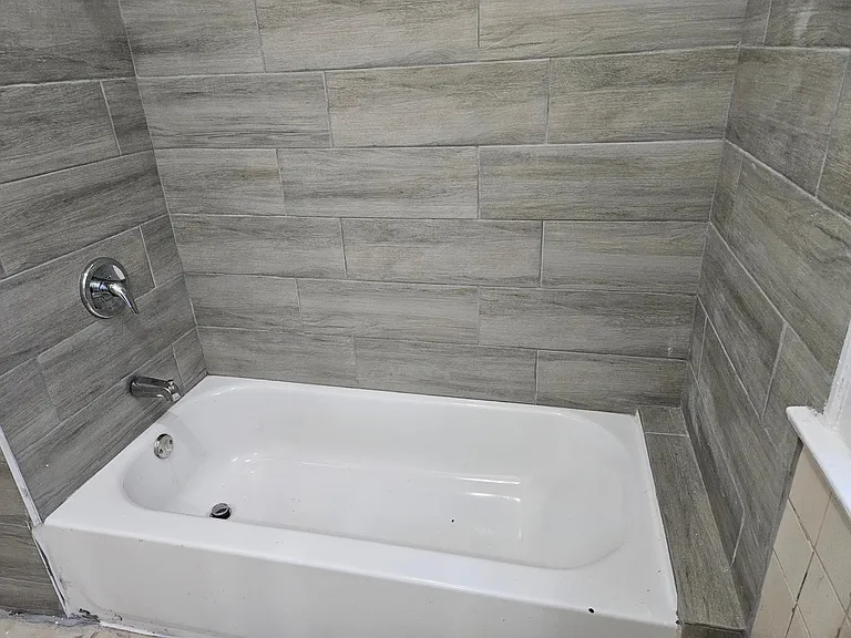 8455 S Peoria St — Photo 3