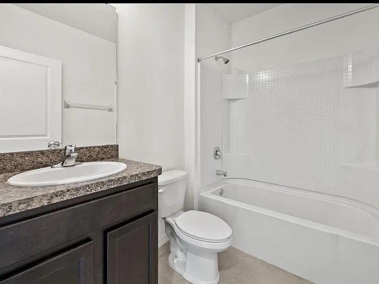 8107 Bilston Village Ln — Photo 17