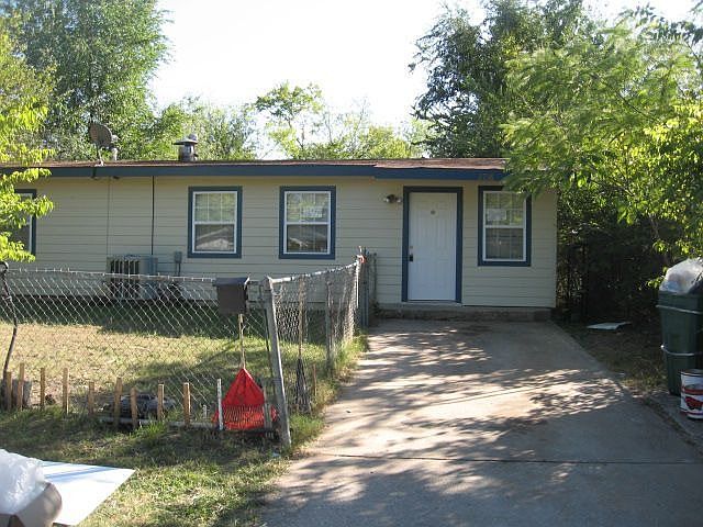 1st image of 2738 E 44th St N