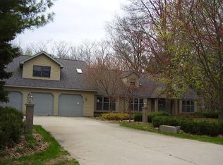 1432 N Sherman Rd, Ludington, MI 49431