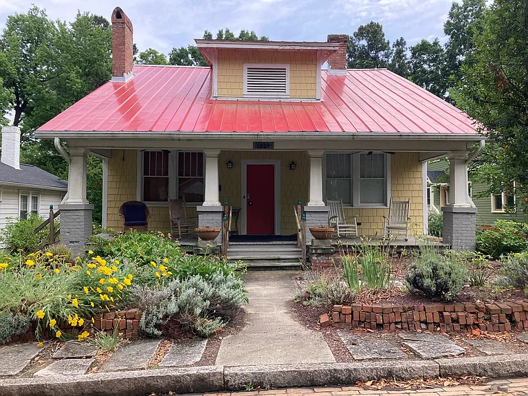 1005 Burch Ave — Photo 1