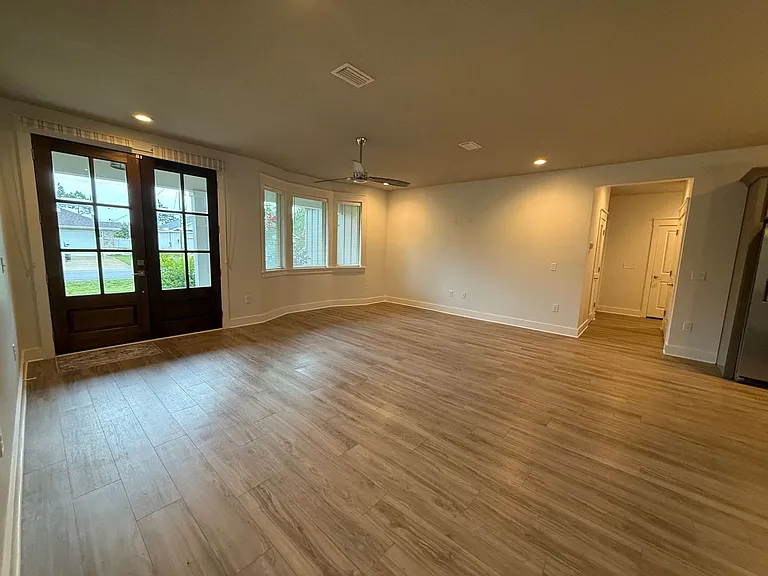 1619 Ponderosa Dr — Photo 4