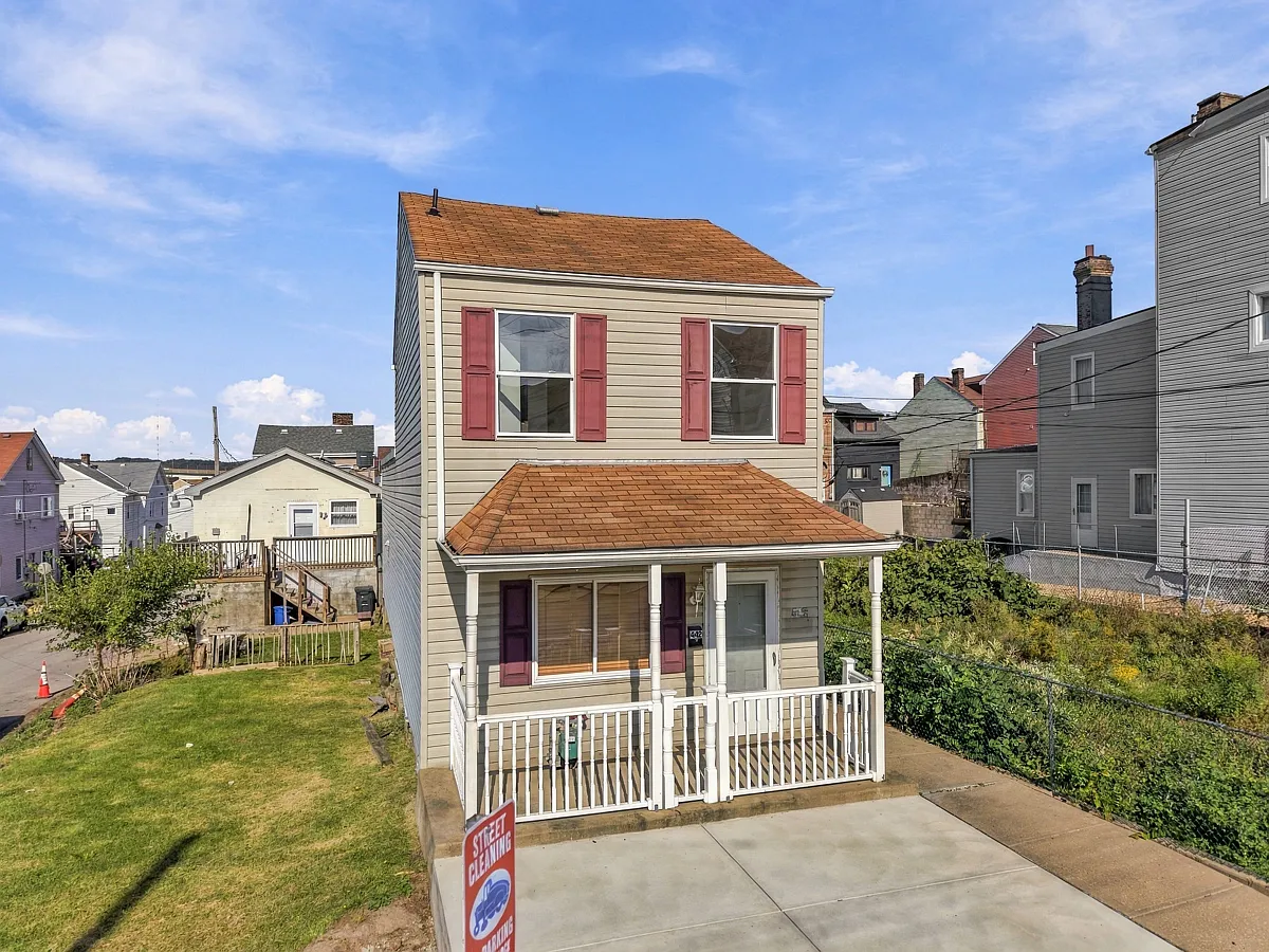 3 bed, 1275 sqft, $1,750 — Photo 2