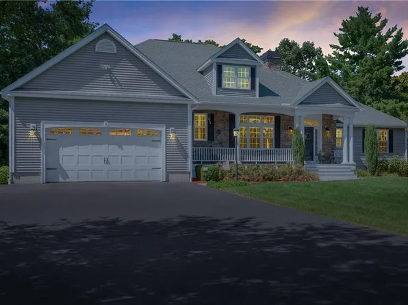 200 Burnside Ave, Seekonk, MA 02771