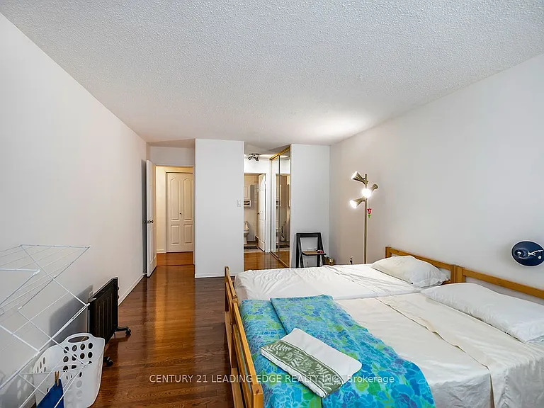75 Wynford Heights Cres #1708 — Photo 14