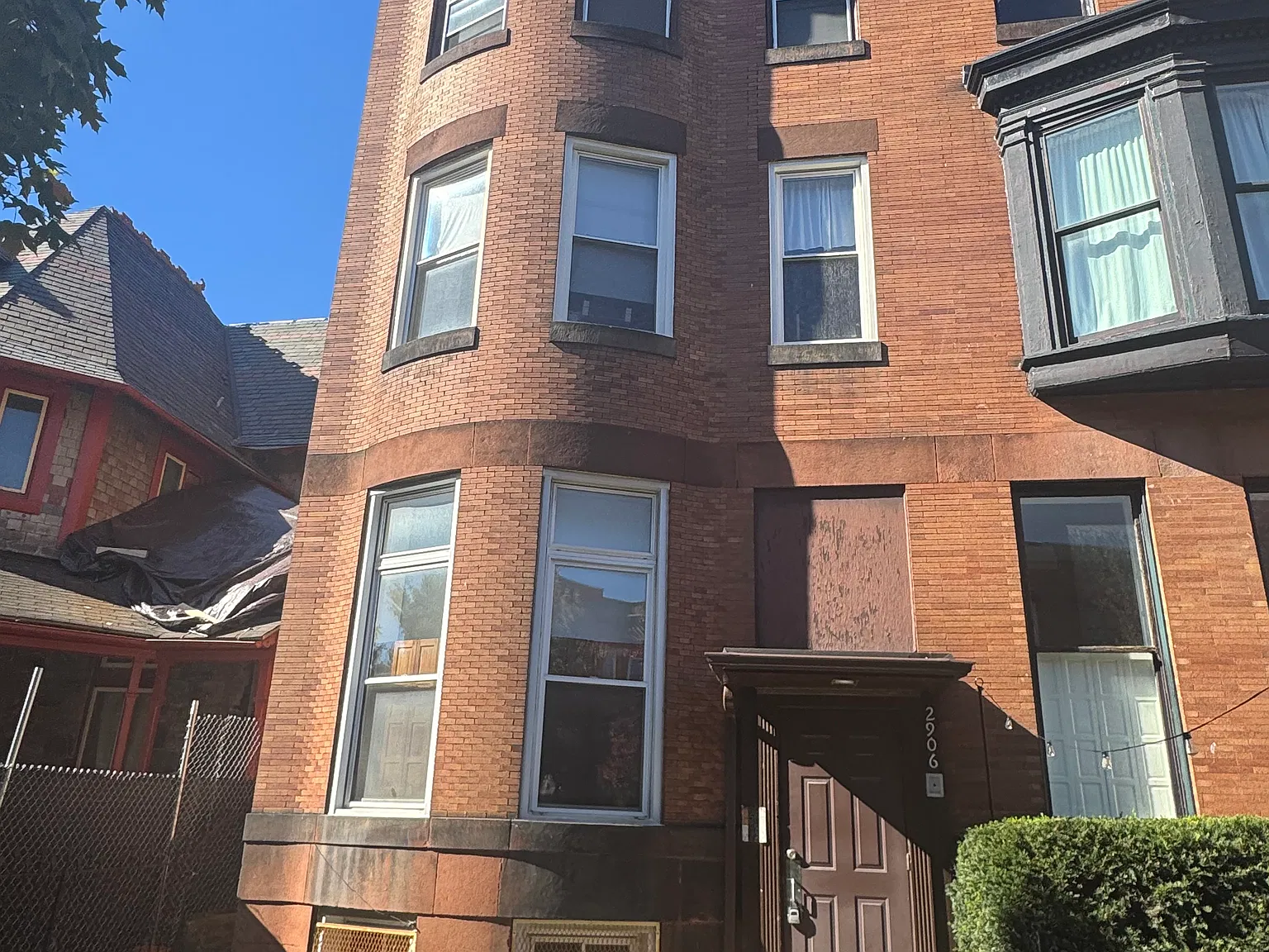 2 bed, 566 sqft, $1,195 — Photo 1