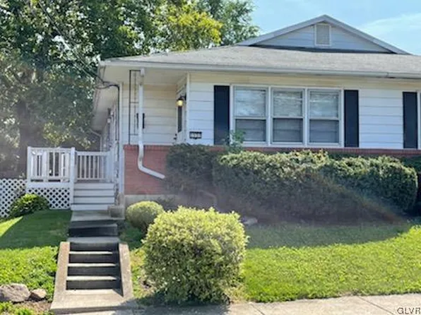 1537 Burkhardt St, Hellertown, PA 18055