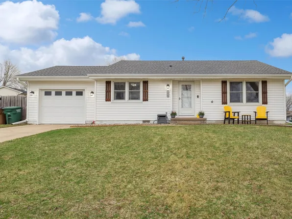 1216 Casady Dr, Norwalk, IA 50211