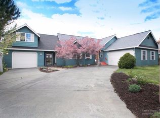 1715 SE Virginia Rd, Bend, OR 97702