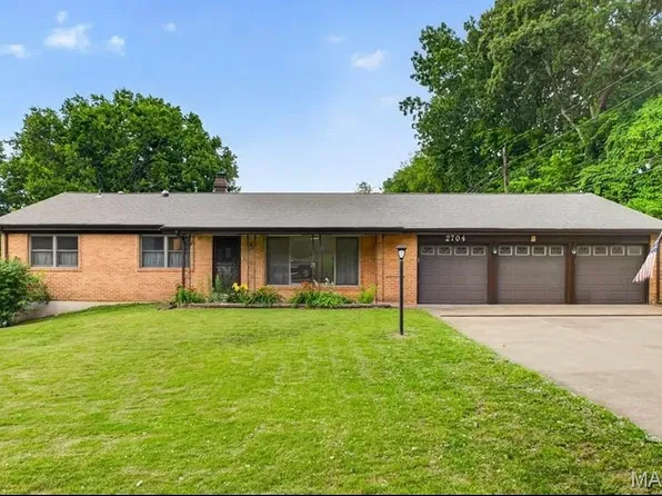 2704 Lido Ln, Saint Louis, MO 63129
