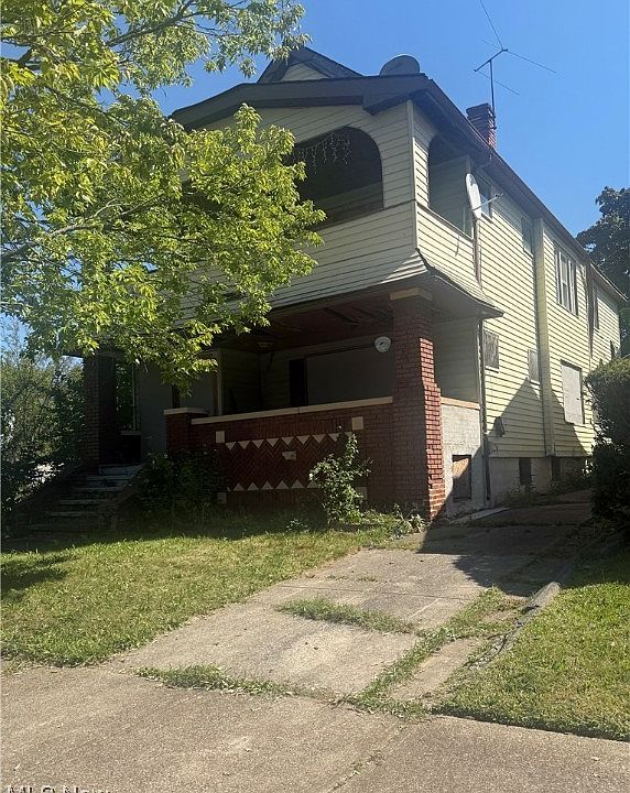 2nd image of 3645 E 112th St