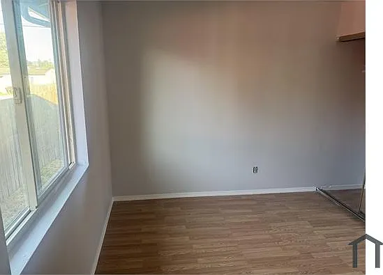 270 Beech St — Photo 11