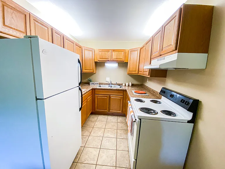 1035 Fiedler Ln #5 — Photo 6