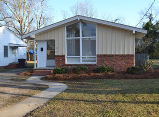 212 W 3rd Ave, Chadbourn, NC 28431