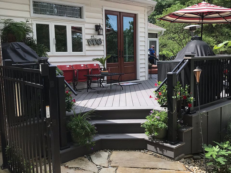 2nd image of 915 Craig Dr