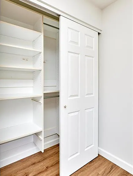 415 Trail Grove Ct — Photo 25