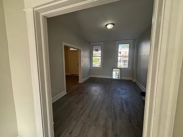 418 N Loudon Ave — Photo 3