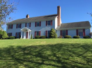 4752 Belmont Dr, Emmaus, PA 18049
