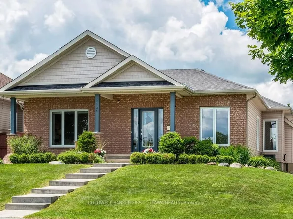 1134 Stittsville Main St, Ottawa, ON K2S 0B9