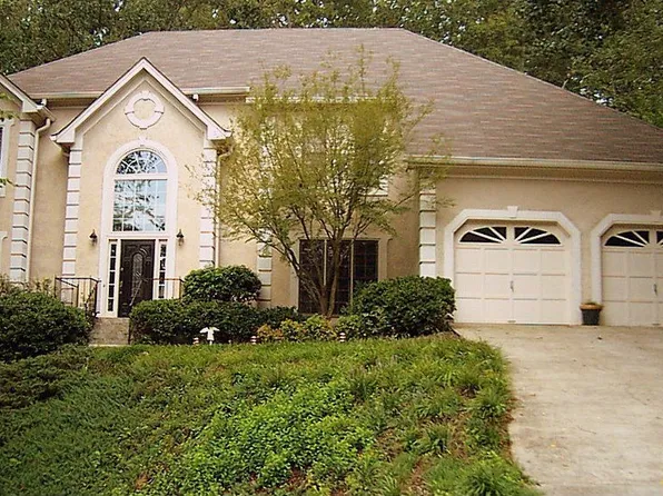 11940 Wildwood Springs Dr, Roswell, GA 30075