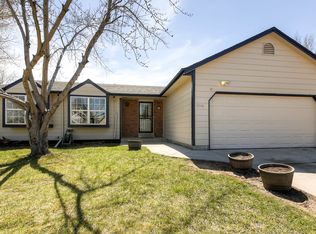 8946 W Elmhurst Ave, Littleton, CO 80128