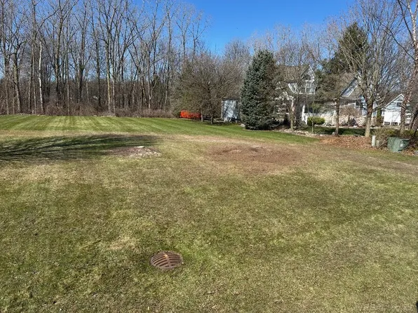 3648 River Rd, East China, MI 48054