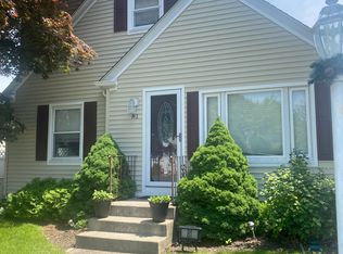 (Undisclosed Address), Pawtucket, RI 02861