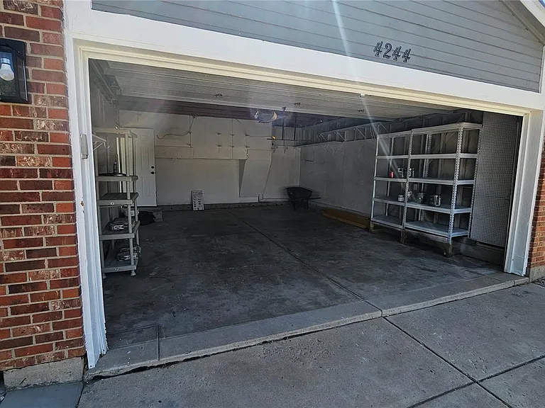 4244 S Bahama St — Photo 32