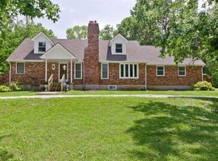 21629 Green Rd, Leavenworth, KS 66048