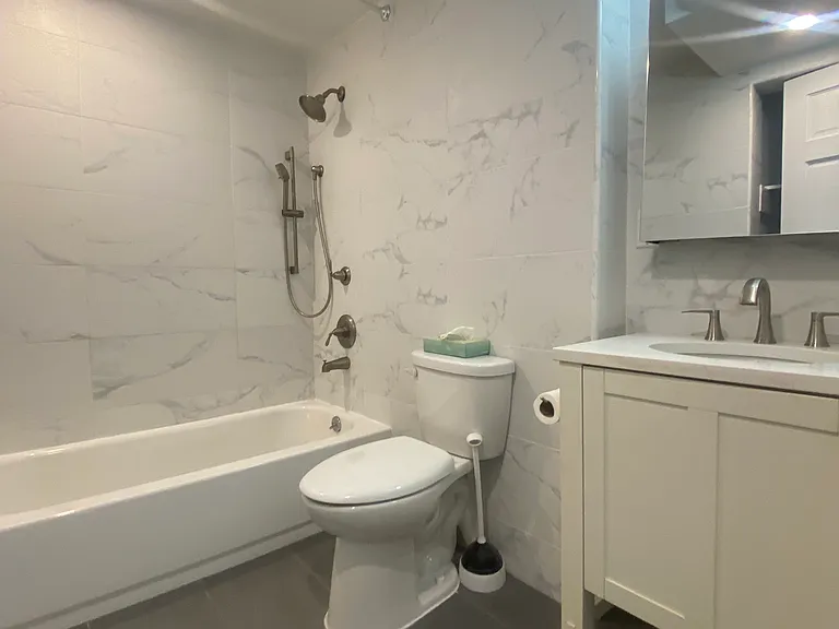 23 W 94th St #E — Photo 8