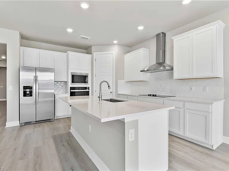 16420 Seven Lakes Ave — Photo 17