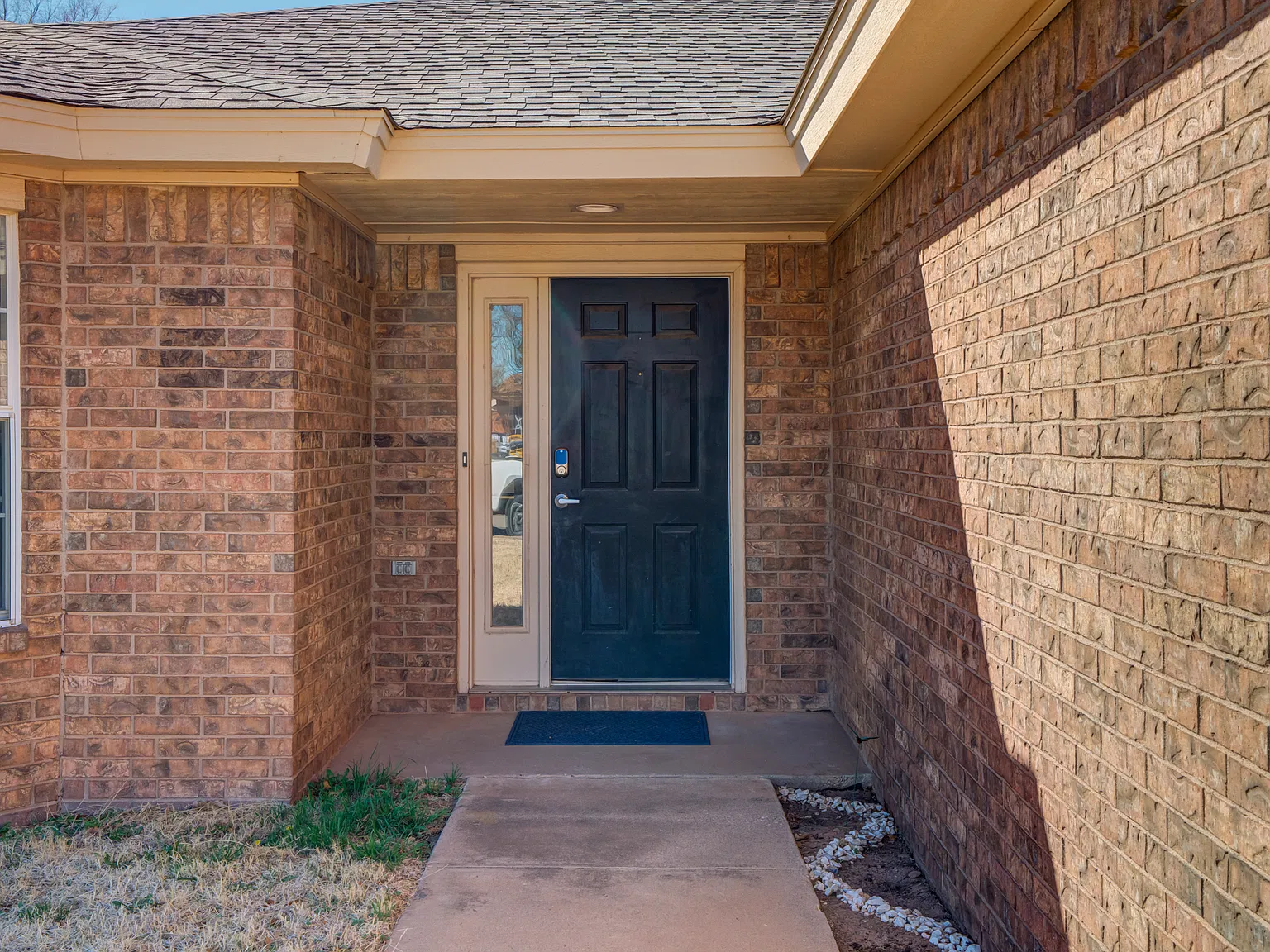 3 bed, 1461 sqft, $2,600 — Photo 4