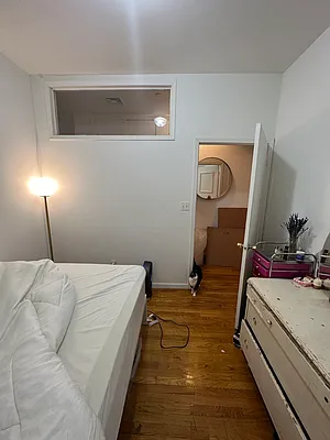 Rented by J Misrahi Realty Corp | media 30