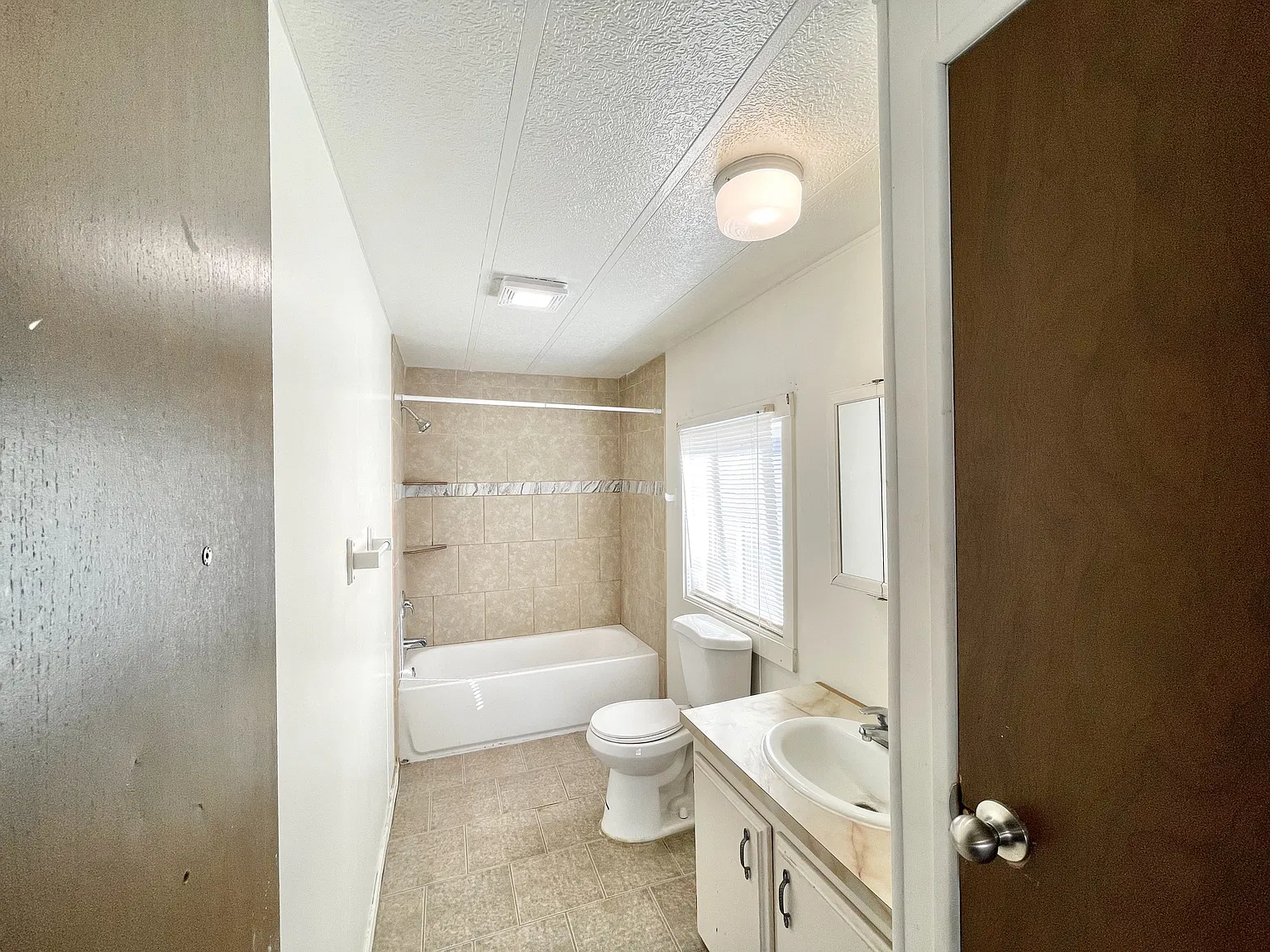 814 West 400 South - 1 — Photo 2
