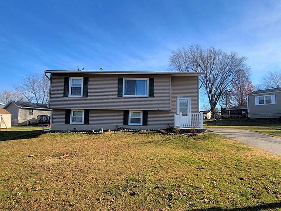 2nd image of 2628 W 55th St