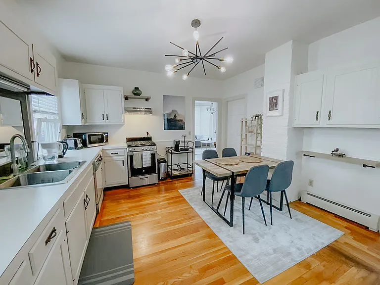 97 E Manning St #1 — Photo 10