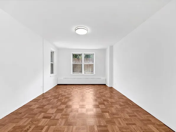 2630 Kingsbridge Terrace image 15 of 27