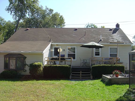 3rd image of 14 Zoar Ave
