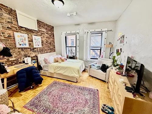 40 Anderson St #10 Photo 1