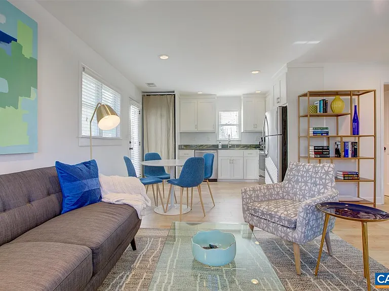 620 Belmont Ave — Photo 5