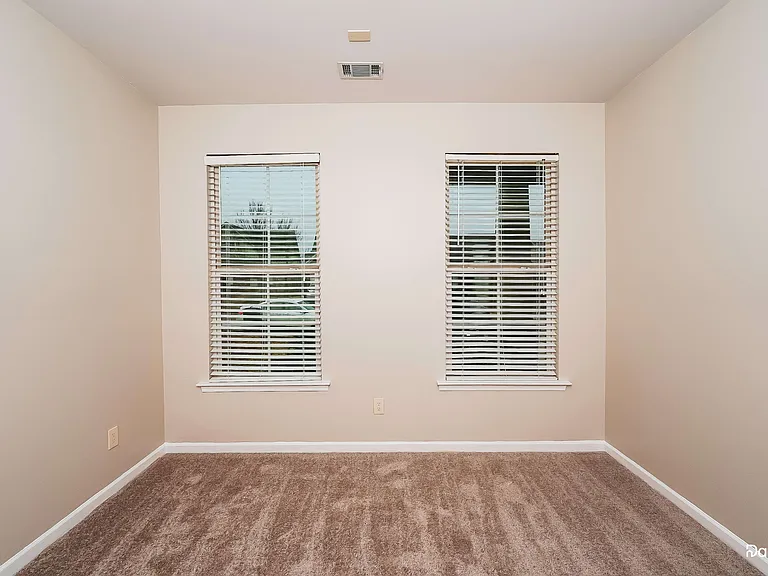 3549 Grand Central Ave — Photo 13
