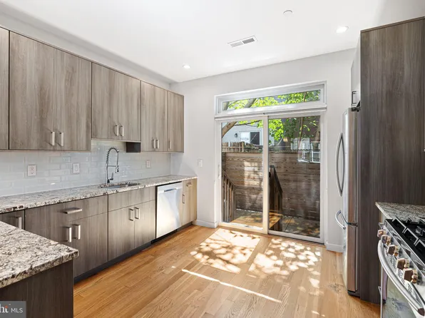2240 Wilder St, Philadelphia, PA 19146