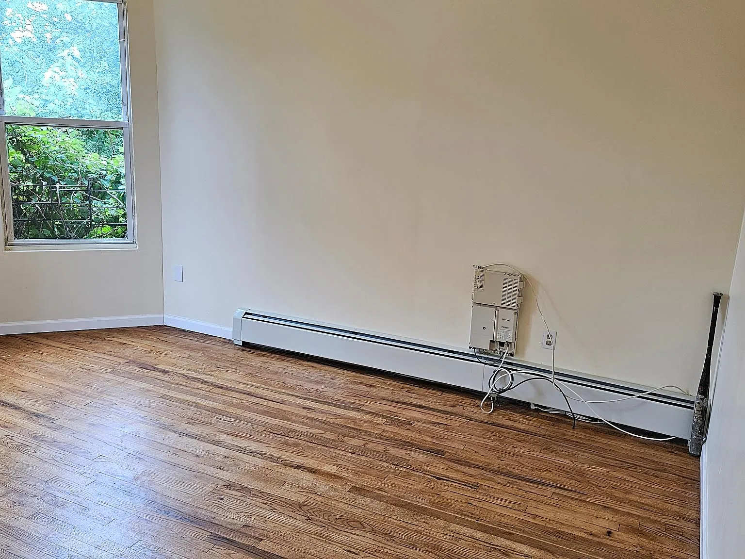 296 Woodworth Ave — Photo 4