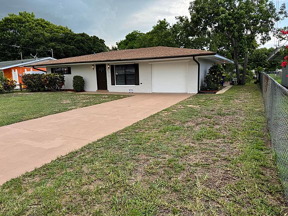 2nd image of 116 Wistera Avenue