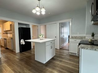 50 Elm St, Webster, MA 01570