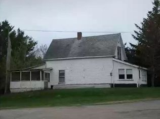 53 Harding St, Island Falls, ME 04747