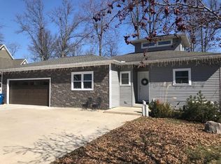 6892 Stearns Ln, Celina, OH 45822