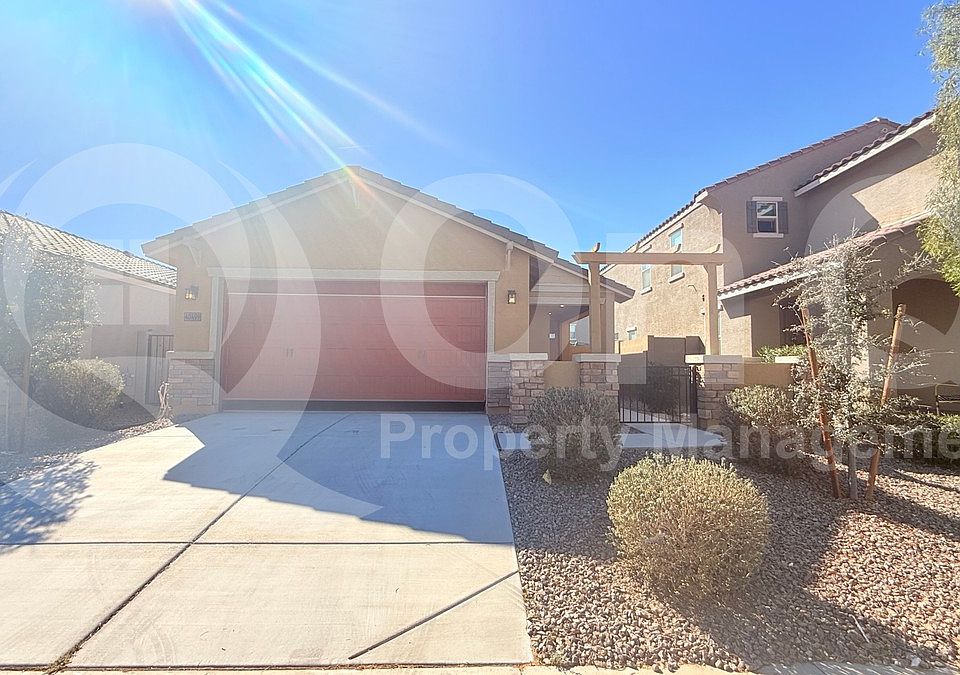 1st image of 40499 W Shaver Dr